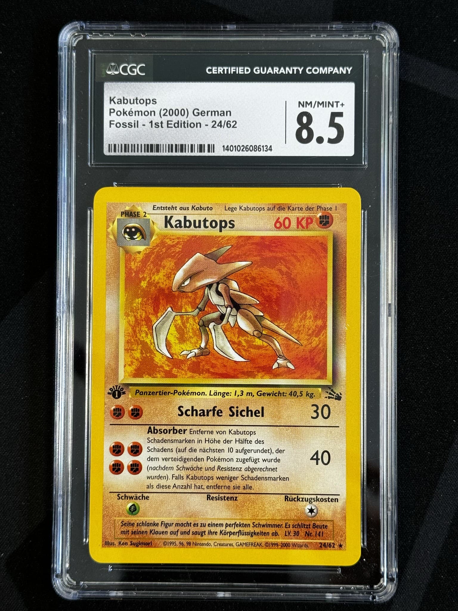 Kabutops - FO 24 - German - CGC 8.5