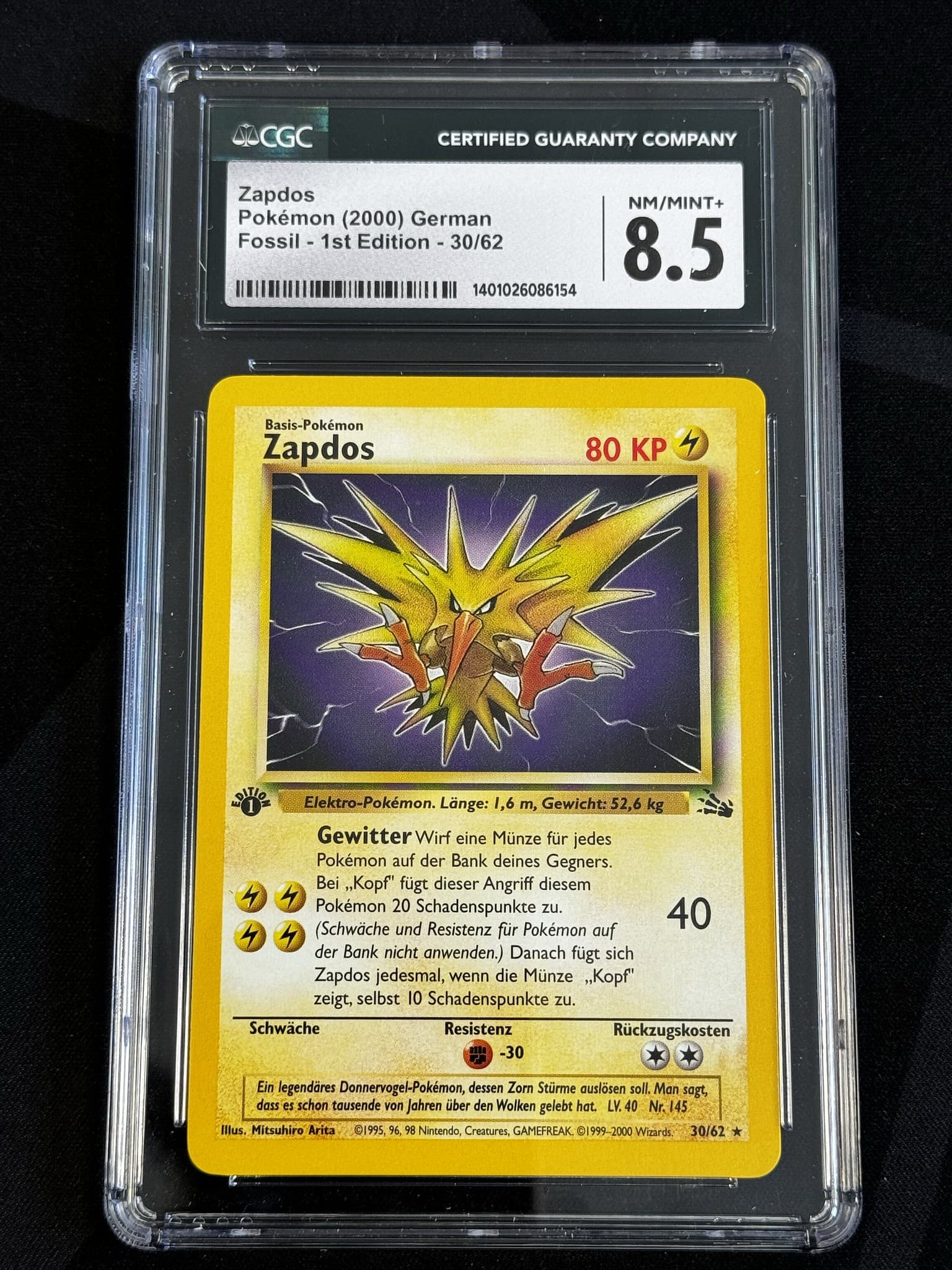 Zapdos - FO 30 - German - CGC 8.5